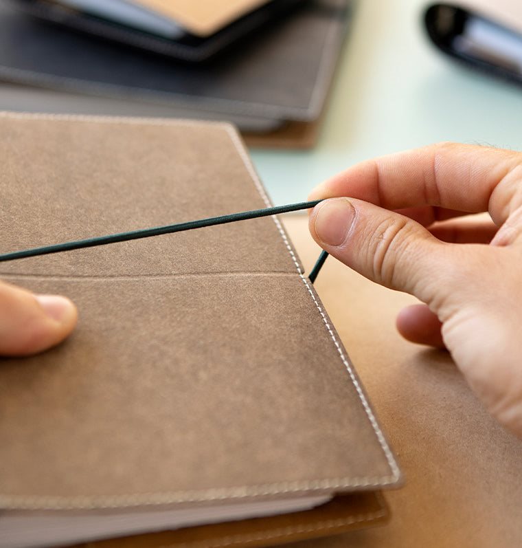 Filofax Eco Essential Systemkalender Personal Mörk Valnöt